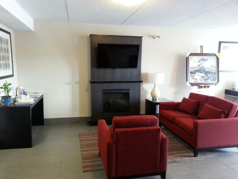 คอมฟอร์ต อินน์ Brantford ภายนอก รูปภาพ